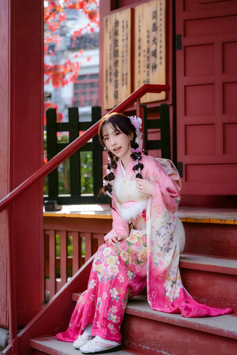 Furisode — style 3